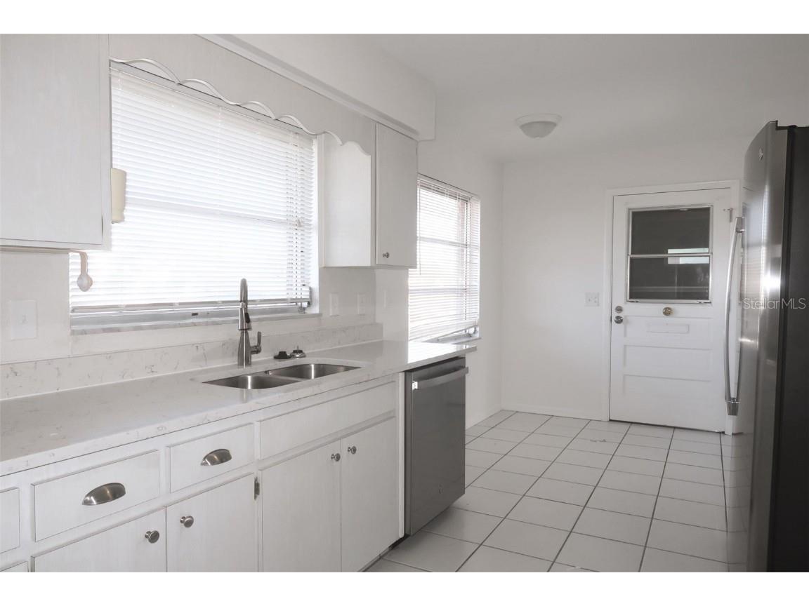 604 Ojai Avenue Sun City Center FL 33573 TB8426679 image11