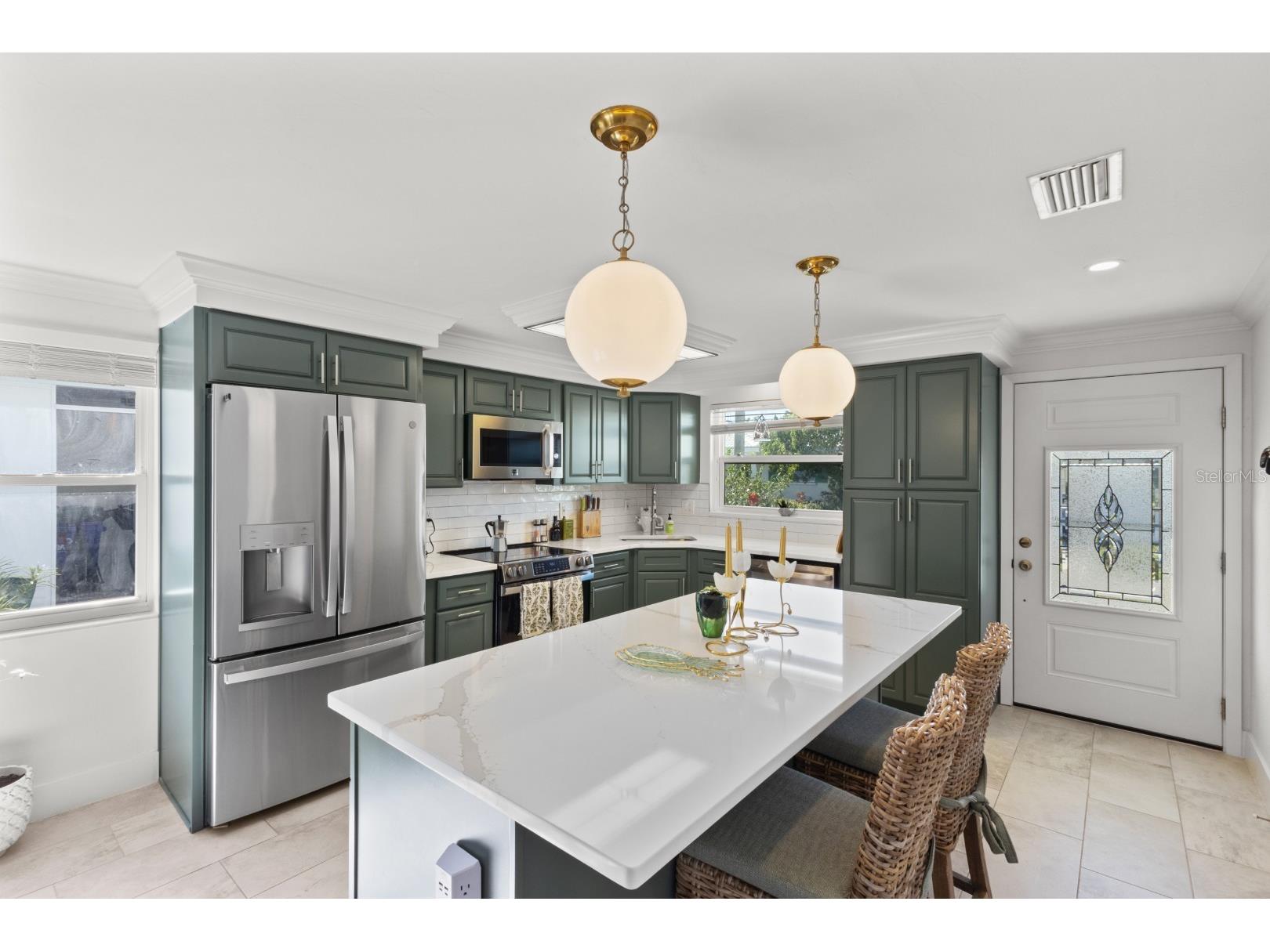 604 Spanish Drive N Longboat Key FL 34228 - SARASOTA BAY/GULF OF MEXICO A4687282 image5