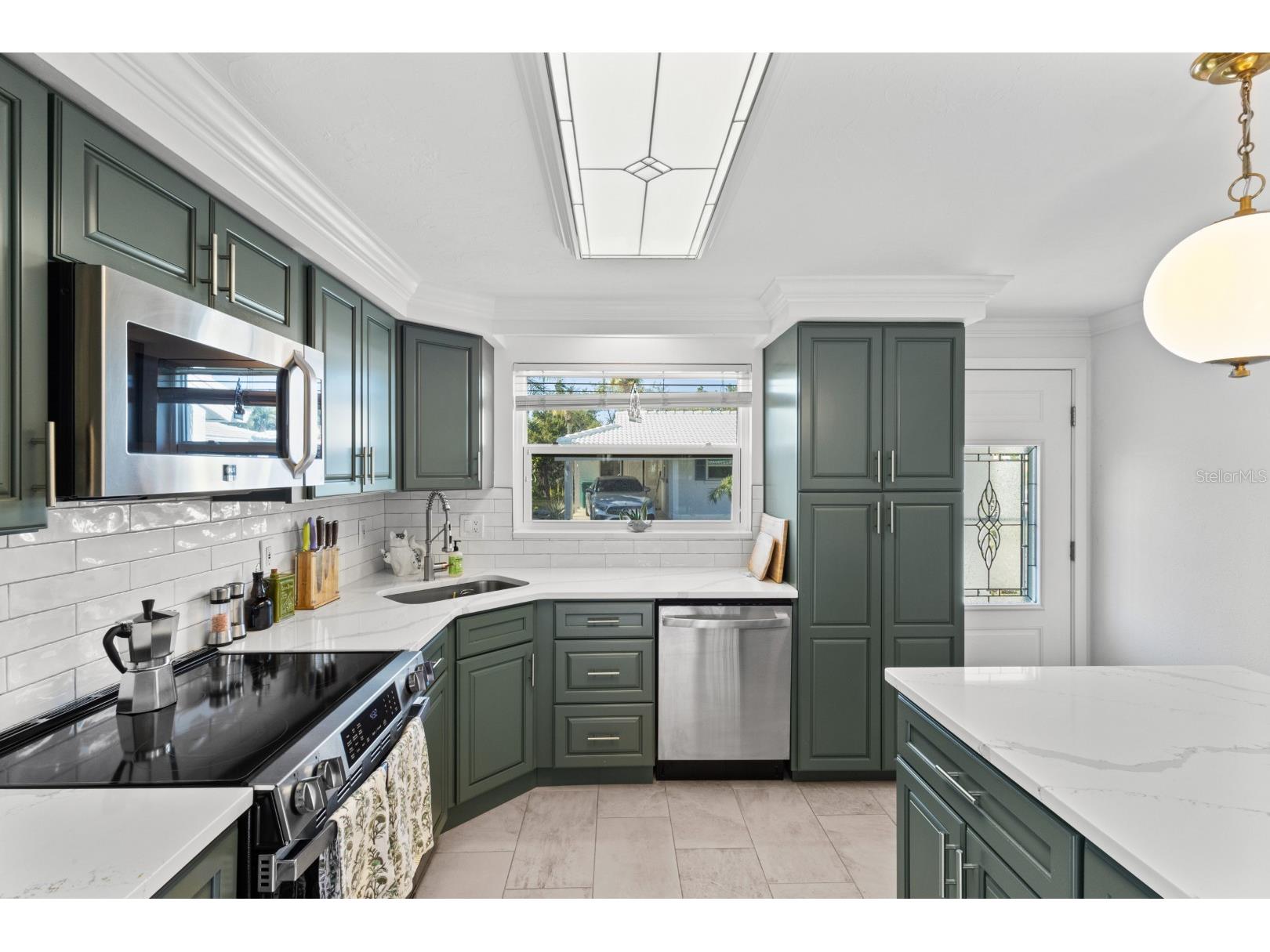 604 Spanish Drive N Longboat Key FL 34228 - SARASOTA BAY/GULF OF MEXICO A4687282 image7