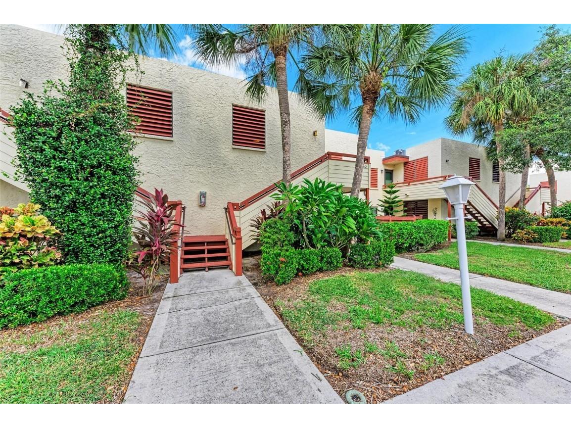 604 Spring Lakes Boulevard #604 Bradenton FL 34210 A4584931 image1