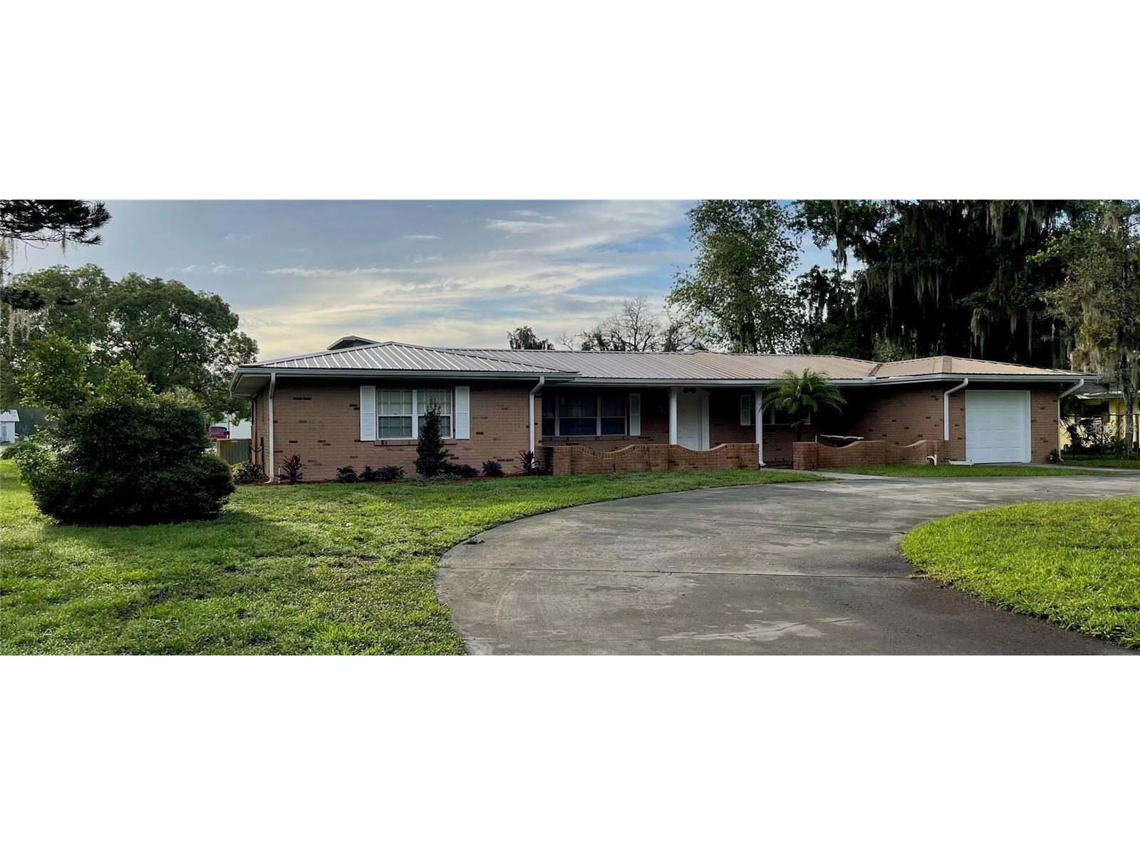 604 Walter Drive Plant City FL 33563 T3462961 image1