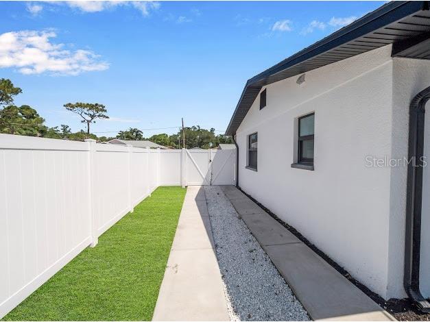 6040 84th Avenue N Pinellas Park FL 33781 TB8501987 image3