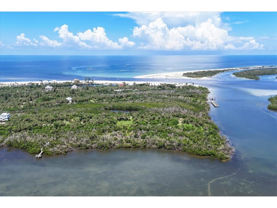 6040 Palm Point Way Placida FL 33946 - ICW D6143678 image14