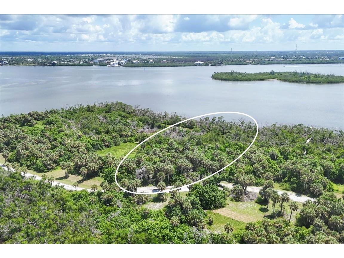 6040 Palm Point Way Placida FL 33946 - ICW D6143678 image9