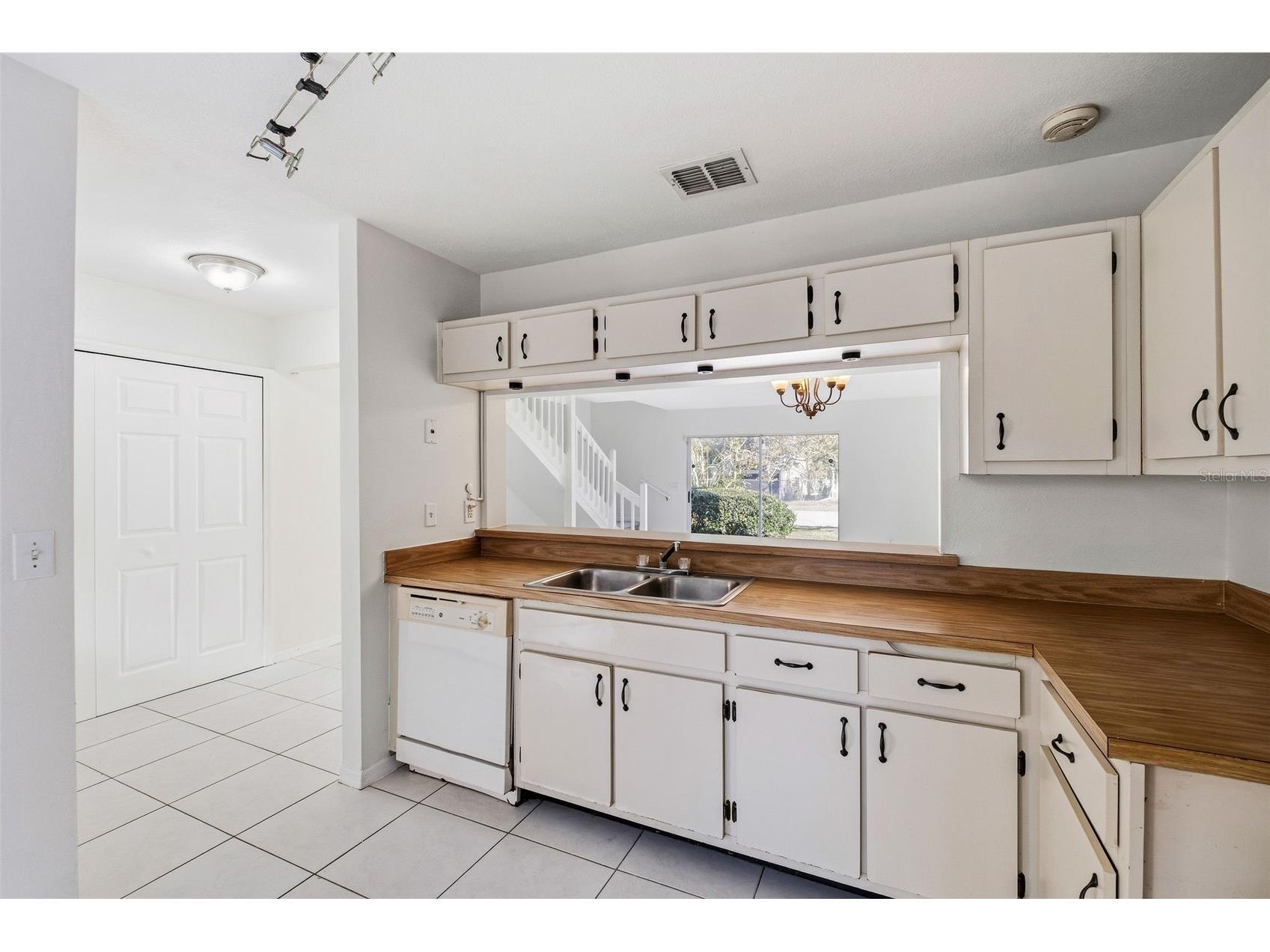 6040 Scotchwood Glen #105 Orlando FL 32822 O6355000 image4