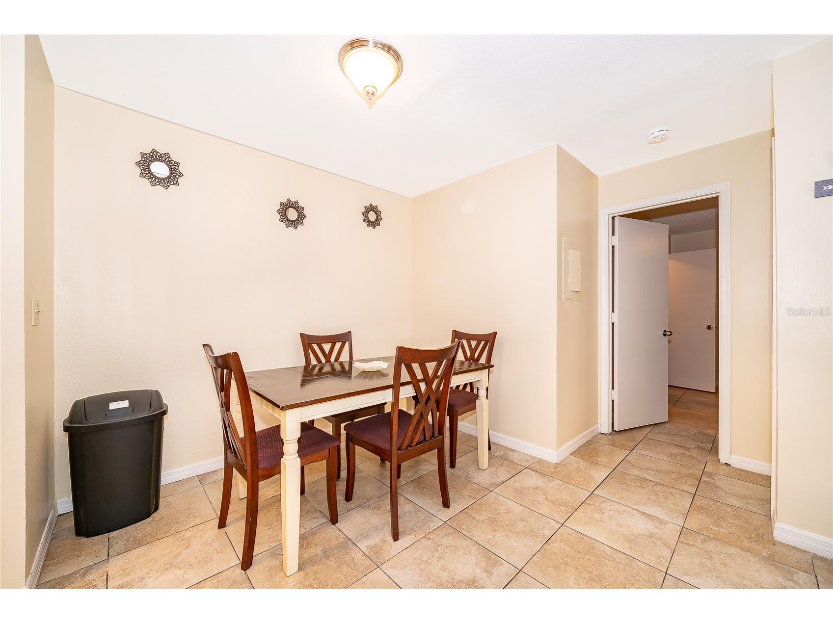 6040 Westgate Drive #103 Orlando FL 32835 O6377924 image2