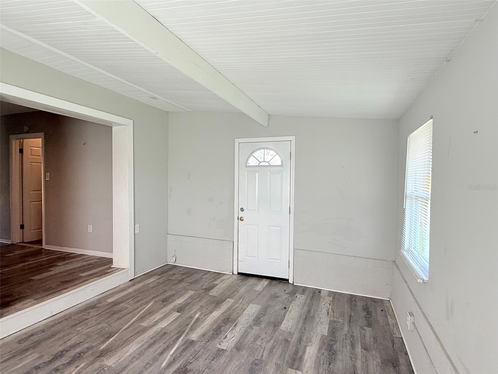 6041 43rd Avenue N Saint Petersburg FL 33709 TB8526667 image11