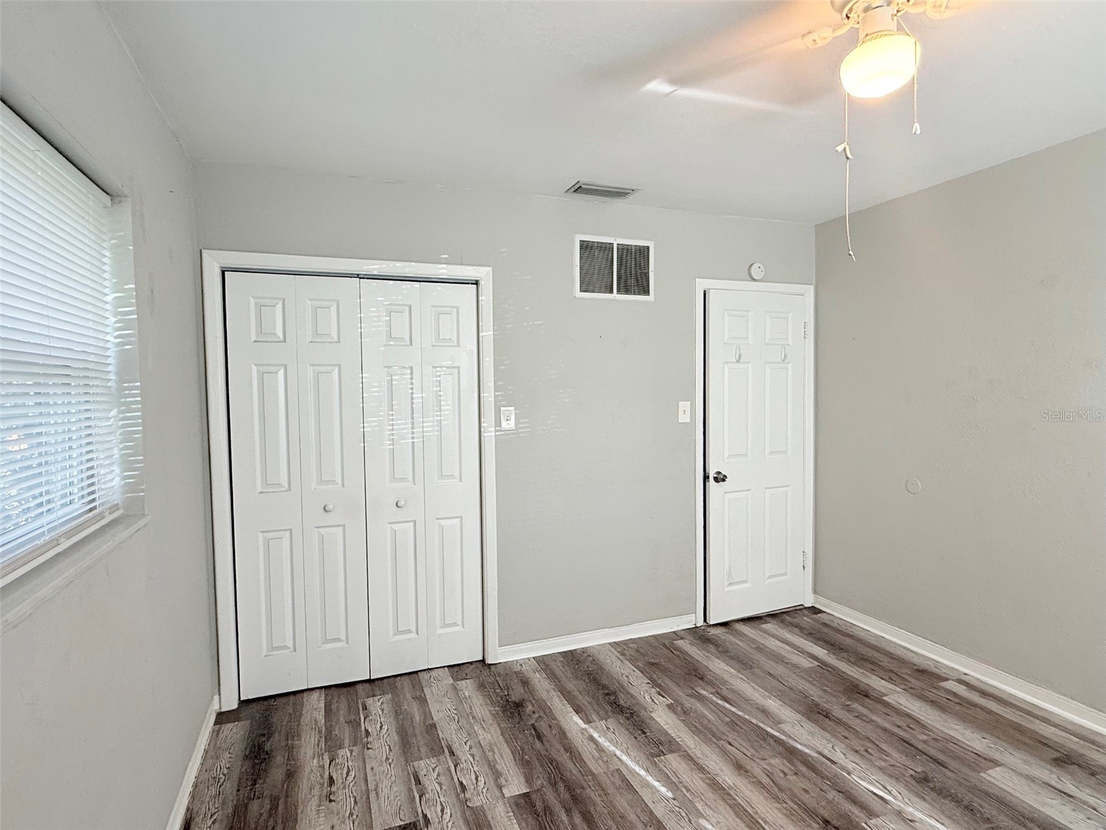 6041 43rd Avenue N Saint Petersburg FL 33709 TB8526667 image17