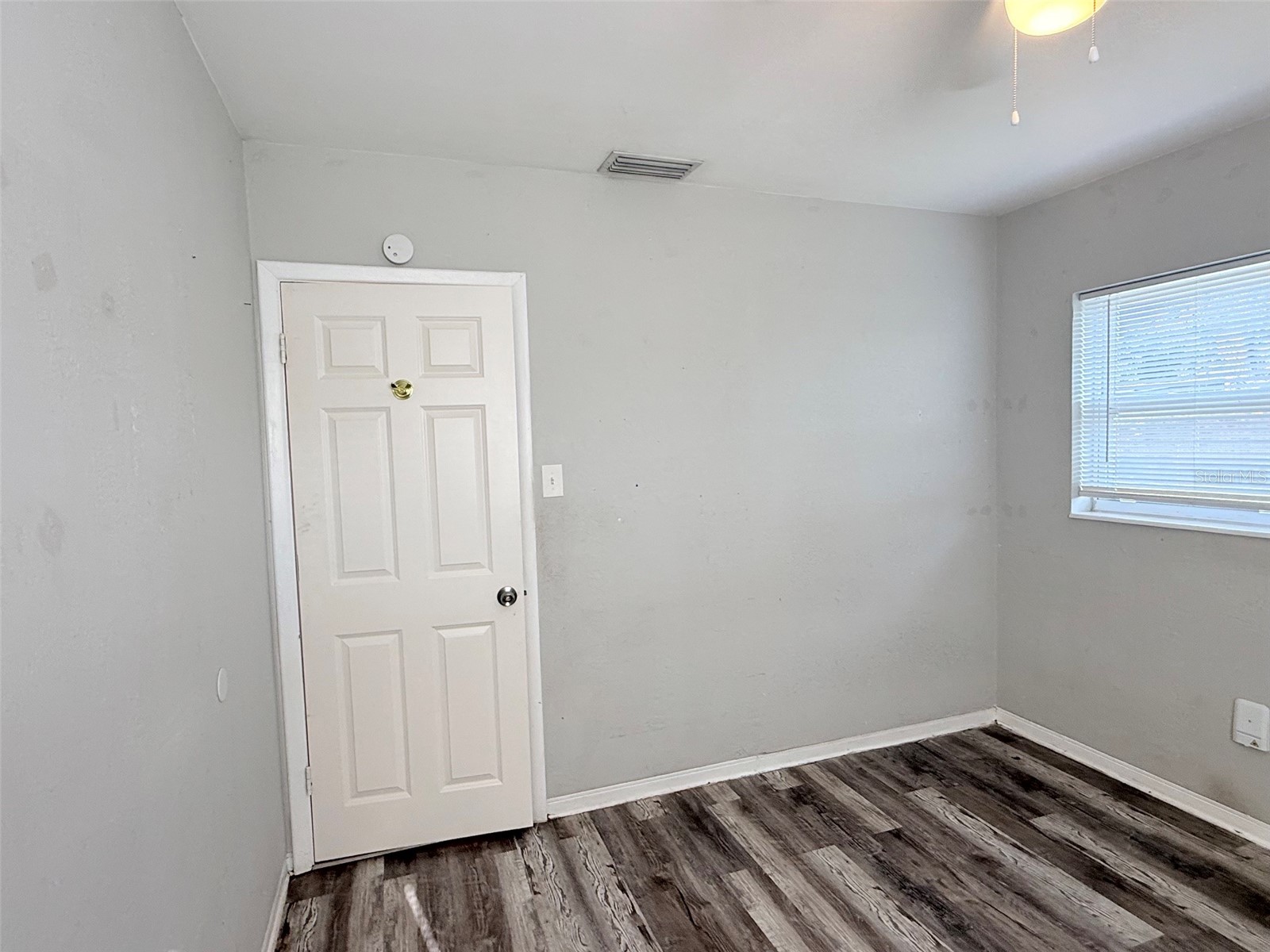 6041 43rd Avenue N Saint Petersburg FL 33709 TB8526667 image21