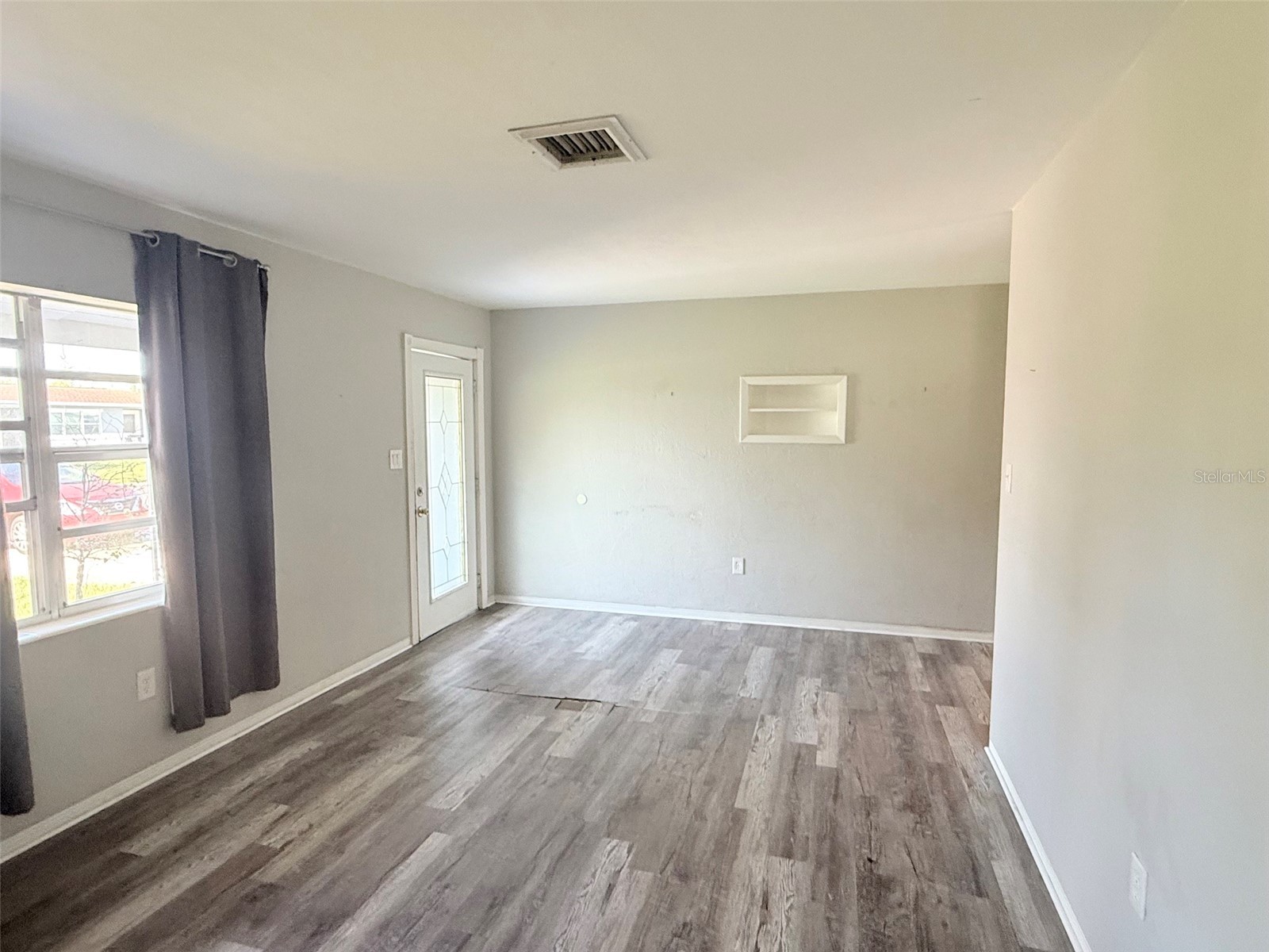 6041 43rd Avenue N Saint Petersburg FL 33709 TB8526667 image3