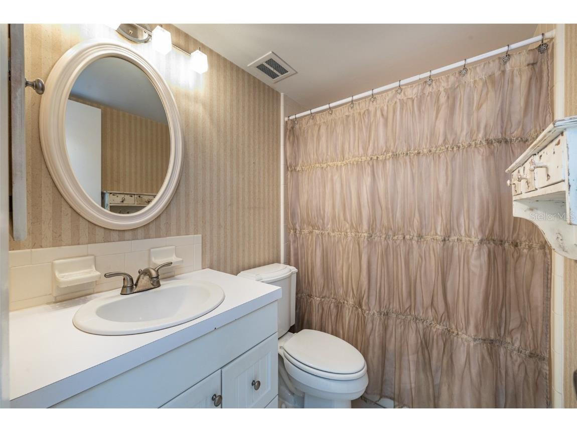 6042 1st Avenue S #31 Saint Petersburg FL 33707 TB8452044 image10