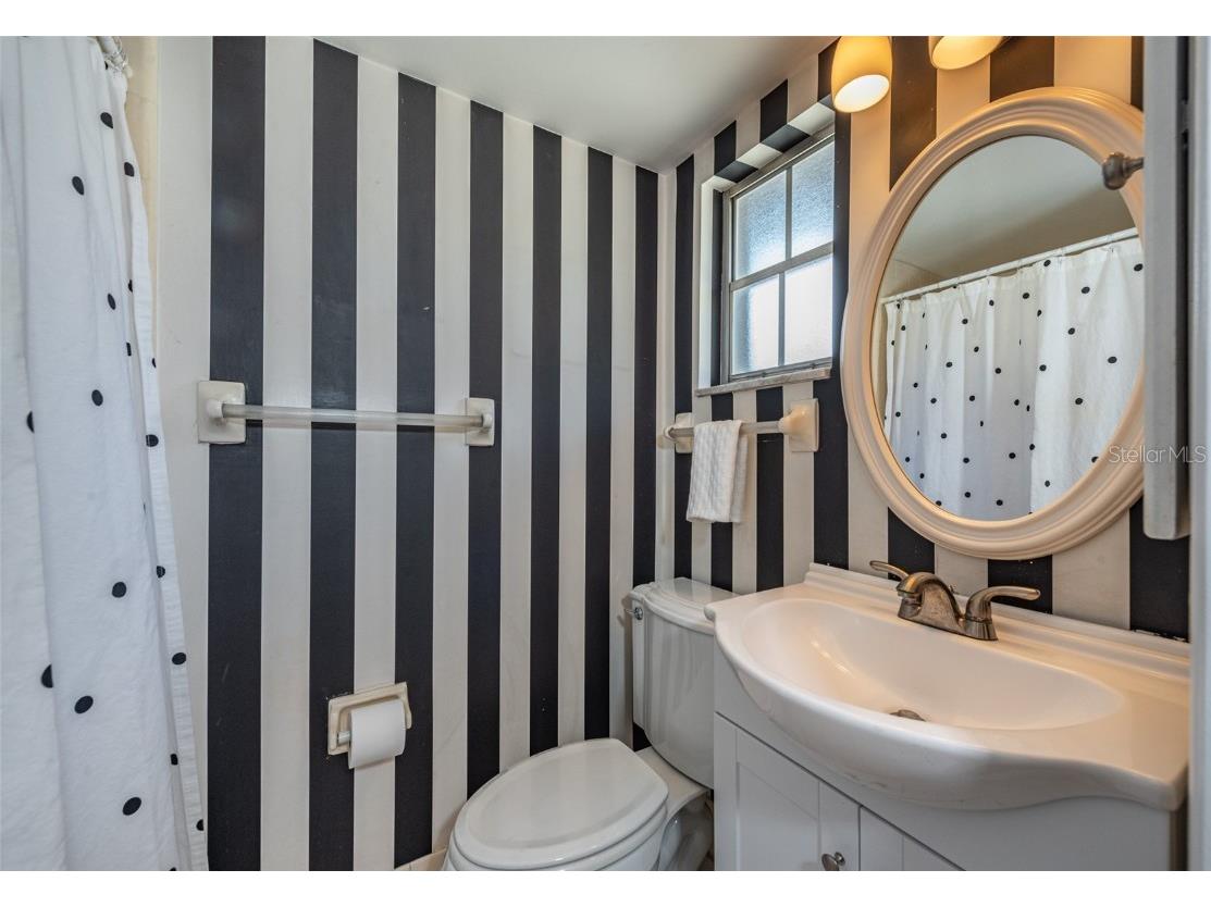 6042 1st Avenue S #31 Saint Petersburg FL 33707 TB8452044 image12