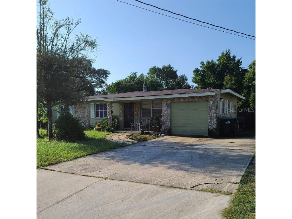 6042 Bolling Drive Orlando FL 32808 O5969815 image1