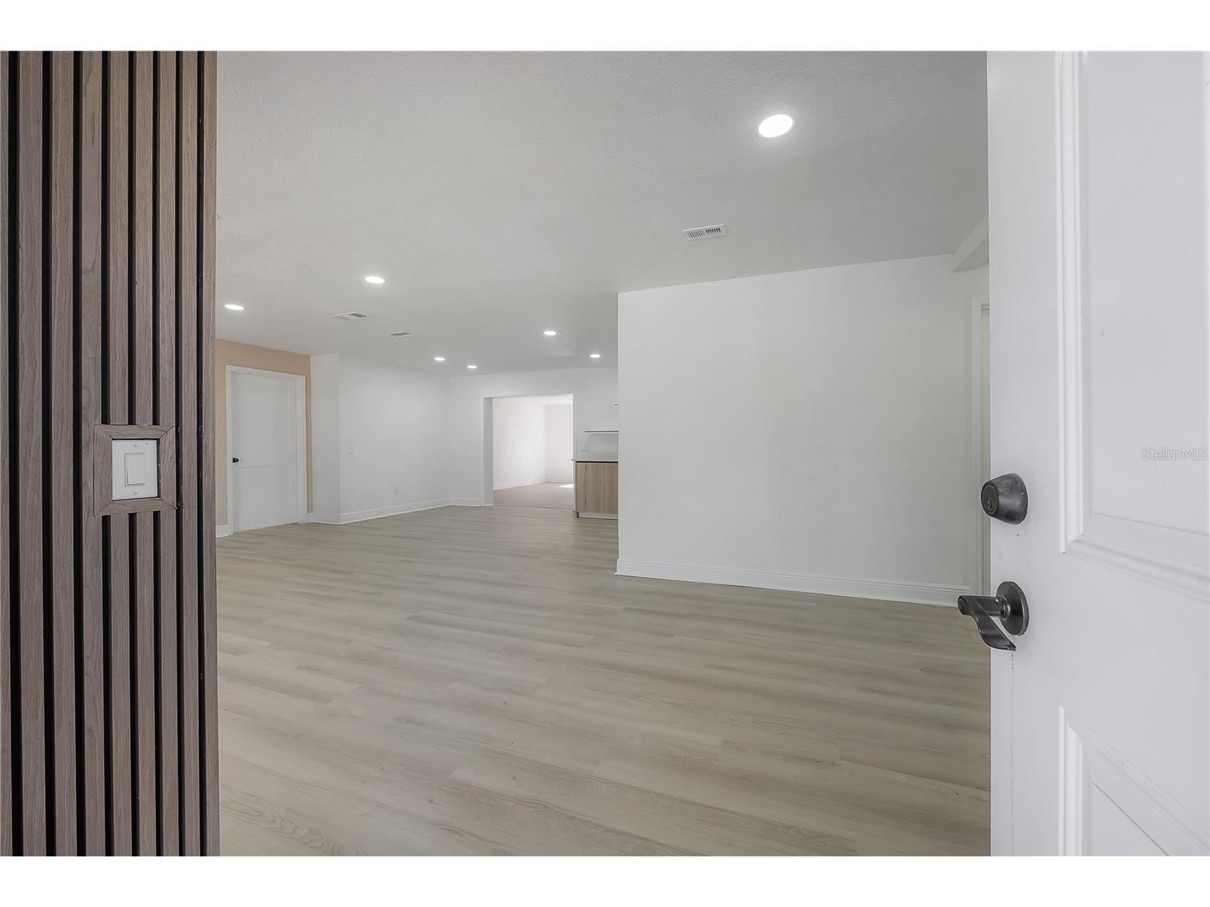 6042 Hazelwood Drive Zephyrhills FL 33542 TB8519067 image3