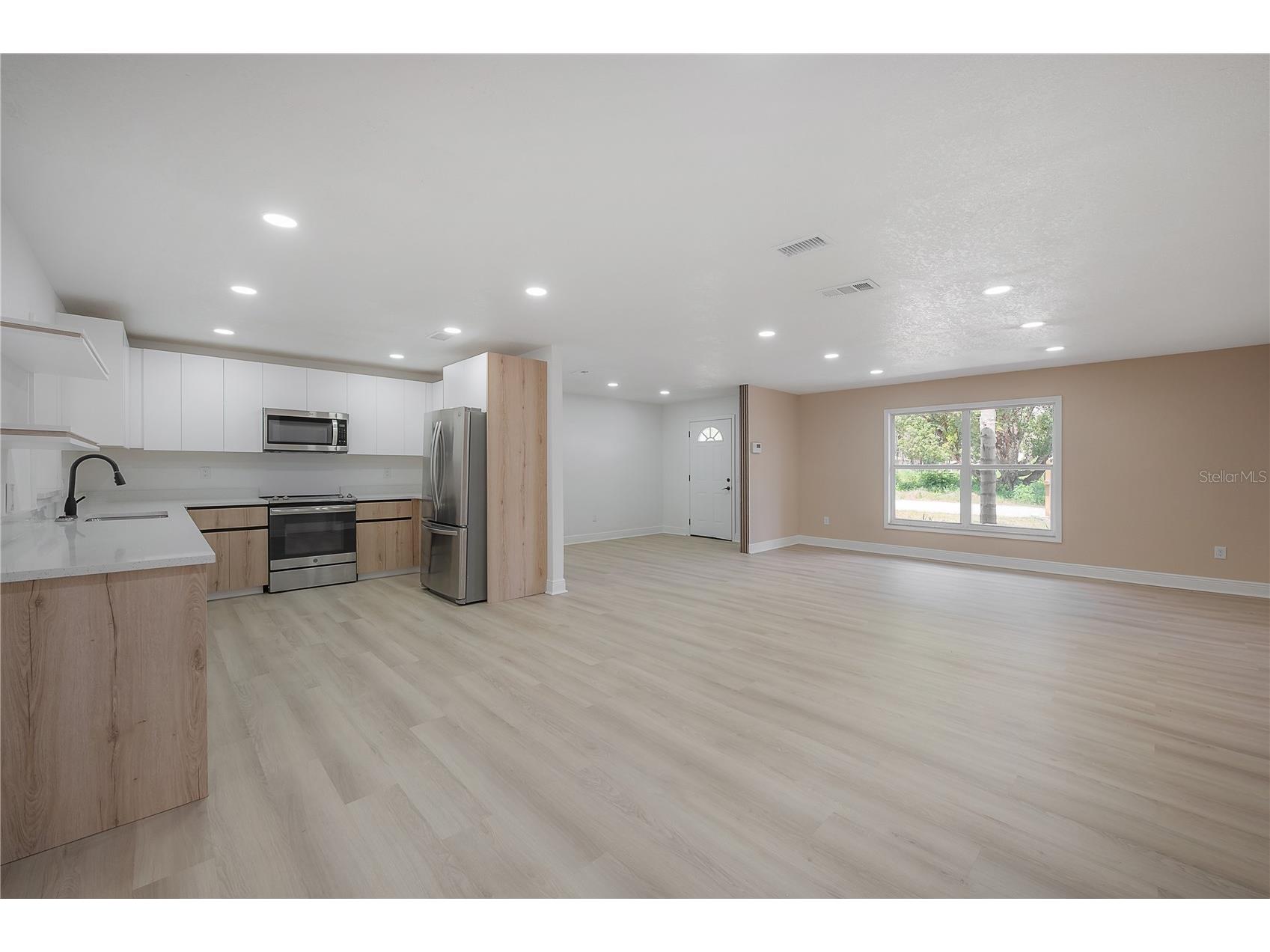6042 Hazelwood Drive Zephyrhills FL 33542 TB8519067 image6