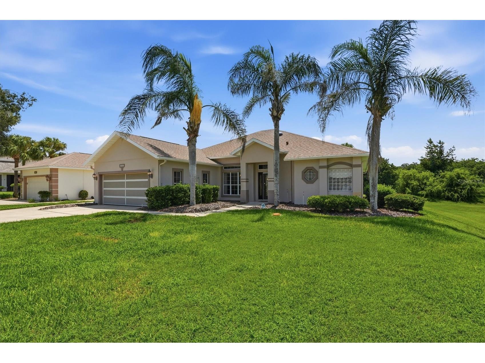 6042 Landings Boulevard Lady Lake FL 32159 - ORANGE CANAL OM726877 image1