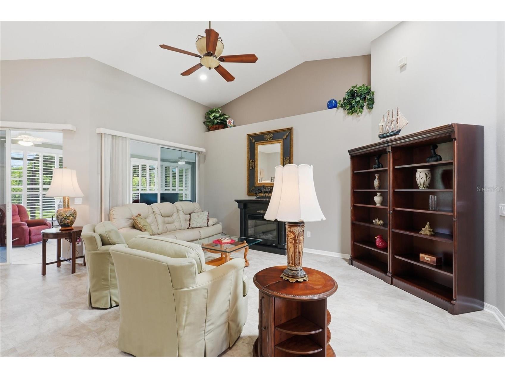 6042 Landings Boulevard Lady Lake FL 32159 - ORANGE CANAL OM726877 image13