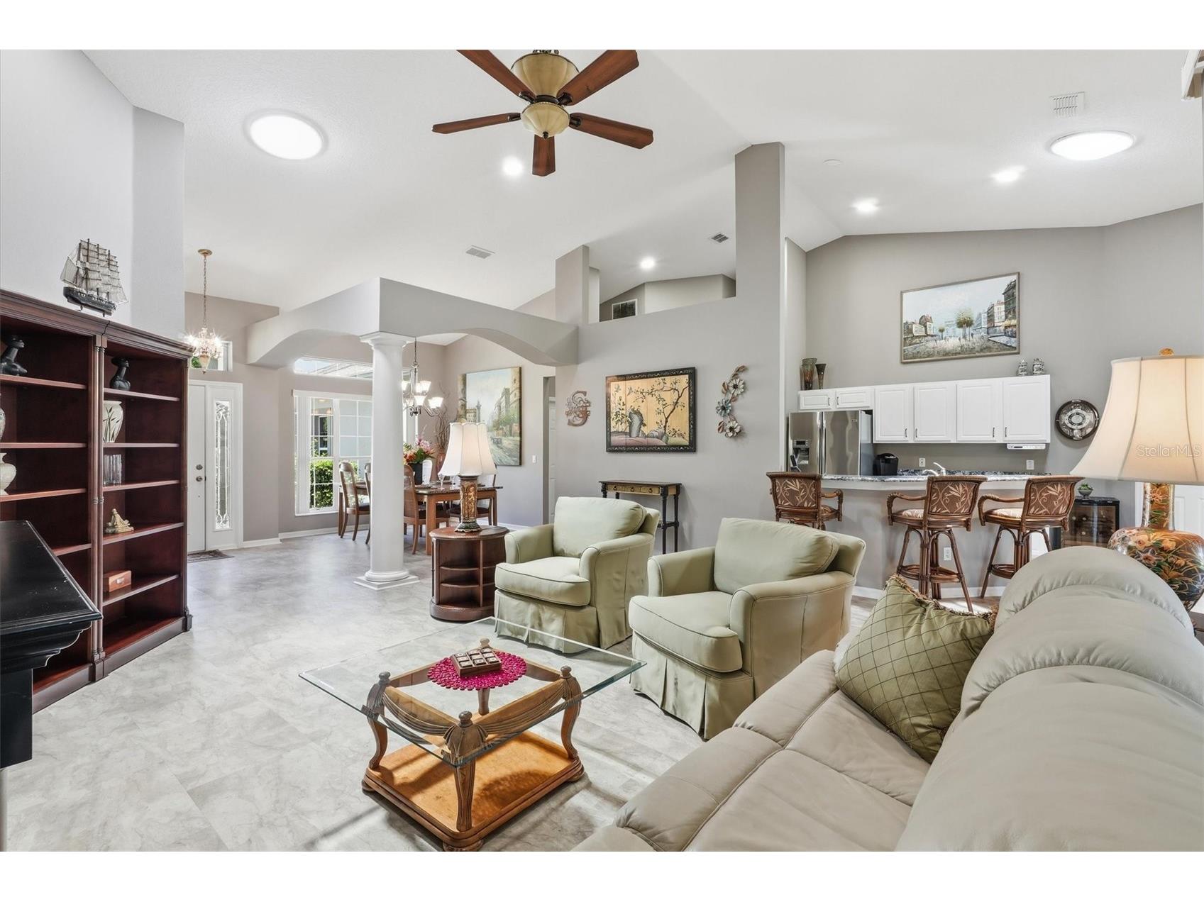6042 Landings Boulevard Lady Lake FL 32159 - ORANGE CANAL OM726877 image2