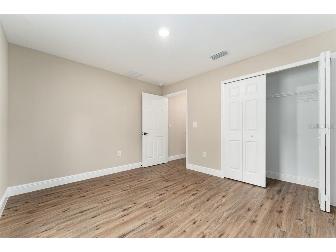 6042 NW 65th Street Ocala FL 34482 OM715148 image10