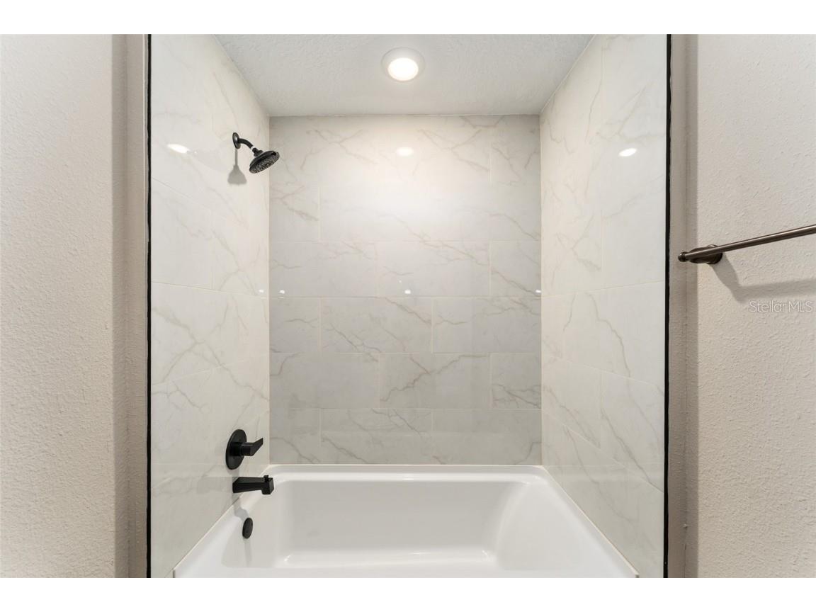 6042 NW 65th Street Ocala FL 34482 OM715148 image8