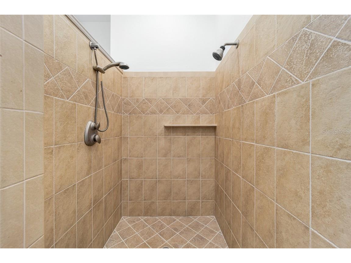 6042 Topsail Road Lady Lake FL 32159 OM688631 image39