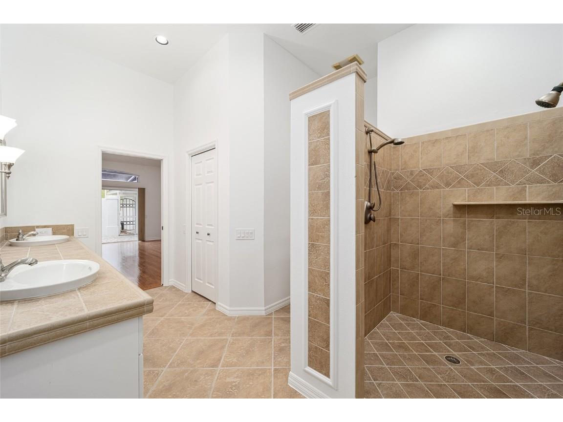 6042 Topsail Road Lady Lake FL 32159 OM688631 image6