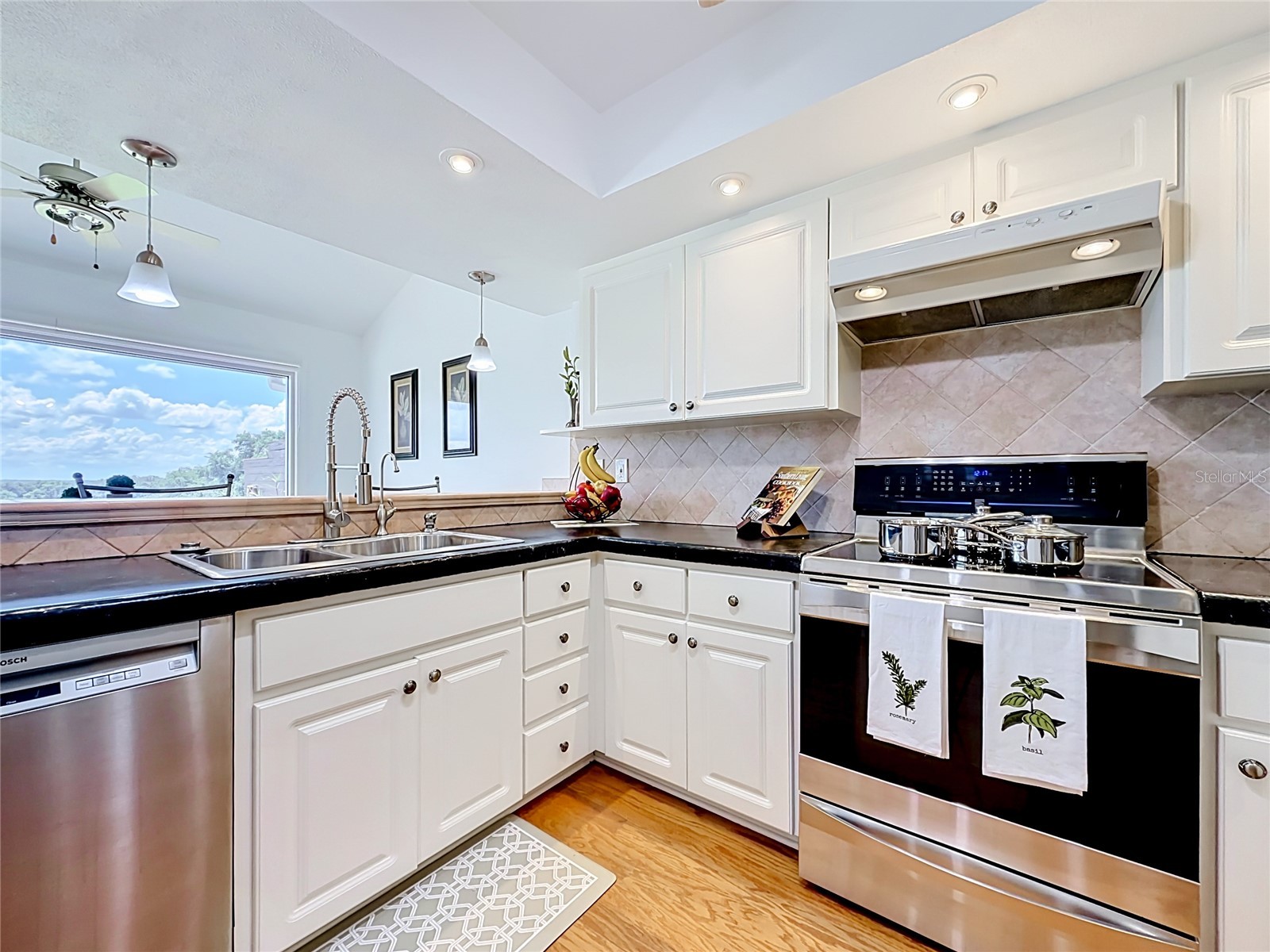 6042 Topsail Road Lady Lake FL 32159 OM725926 image4