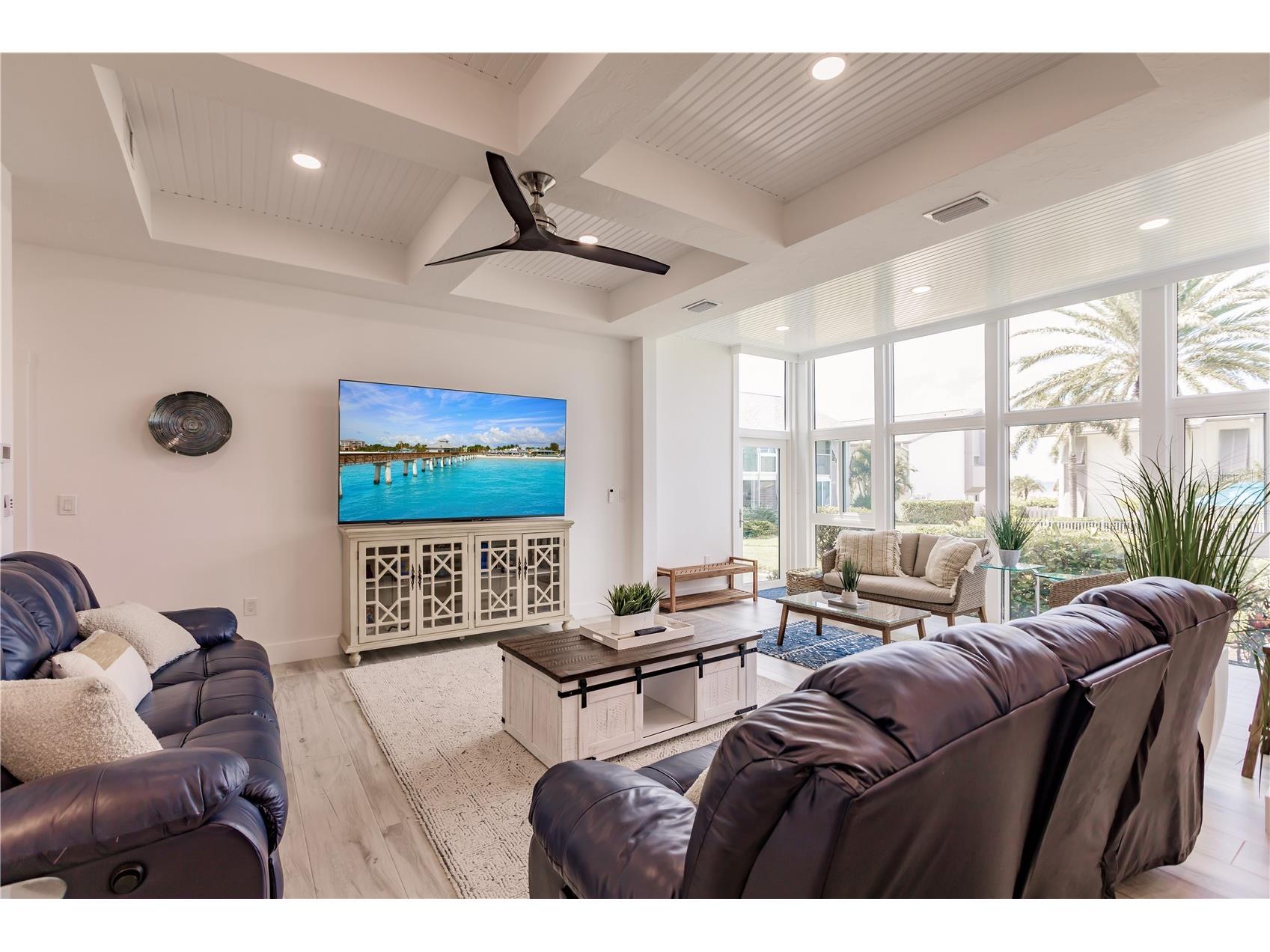 6042 W Peppertree Way #224B Sarasota FL 34242 TB8470976 image3