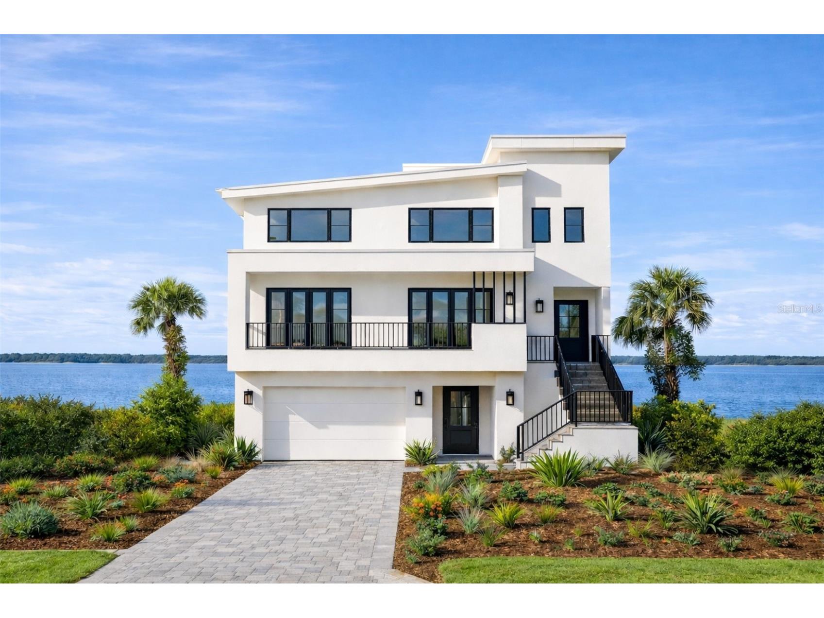 6043 Bayou Grande Boulevard NE Saint Petersburg FL 33703 - TAMPA BAY TB8511030 image1