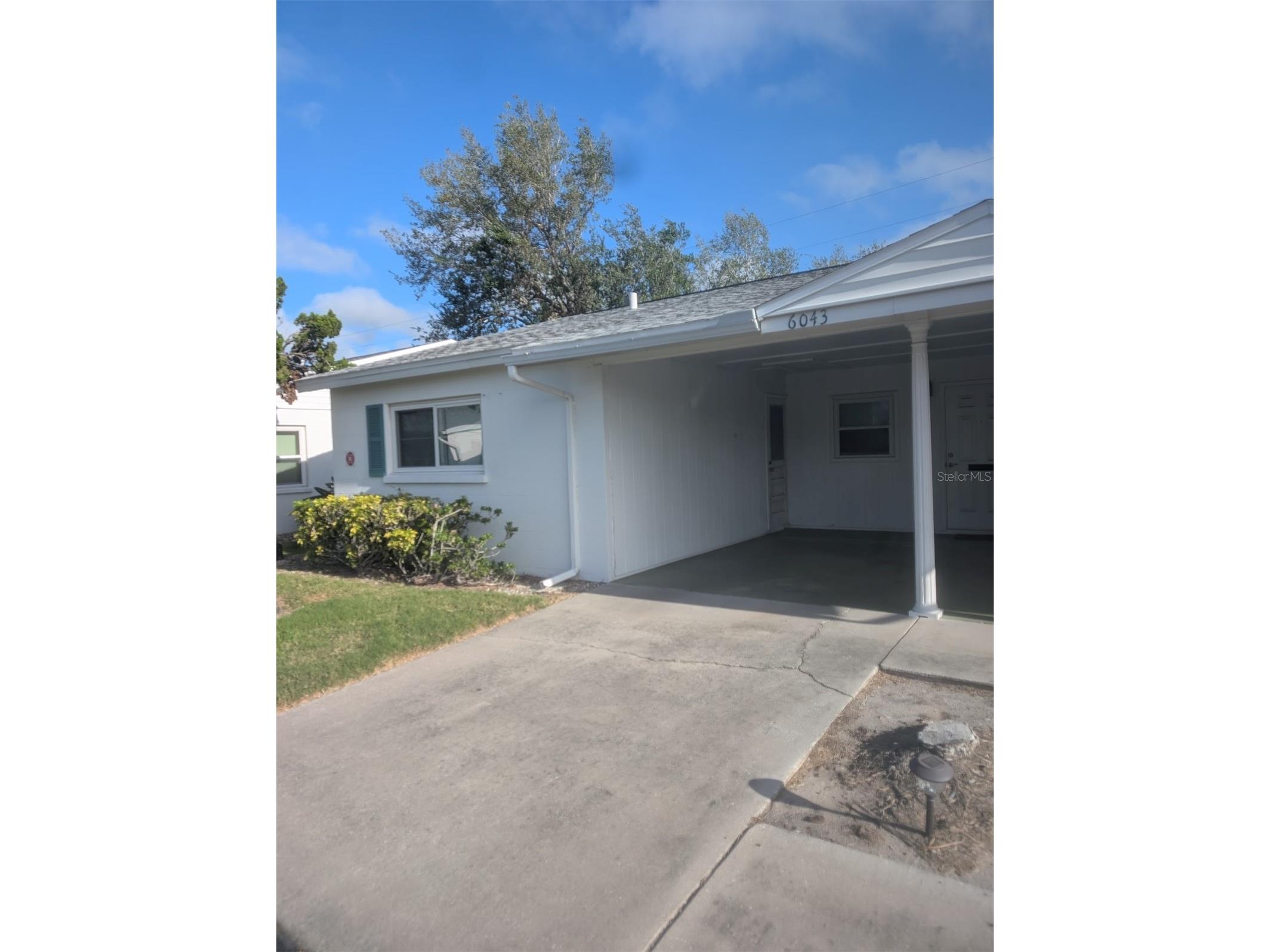 6043 Coral Way Bradenton FL 34207 A4689353 image1