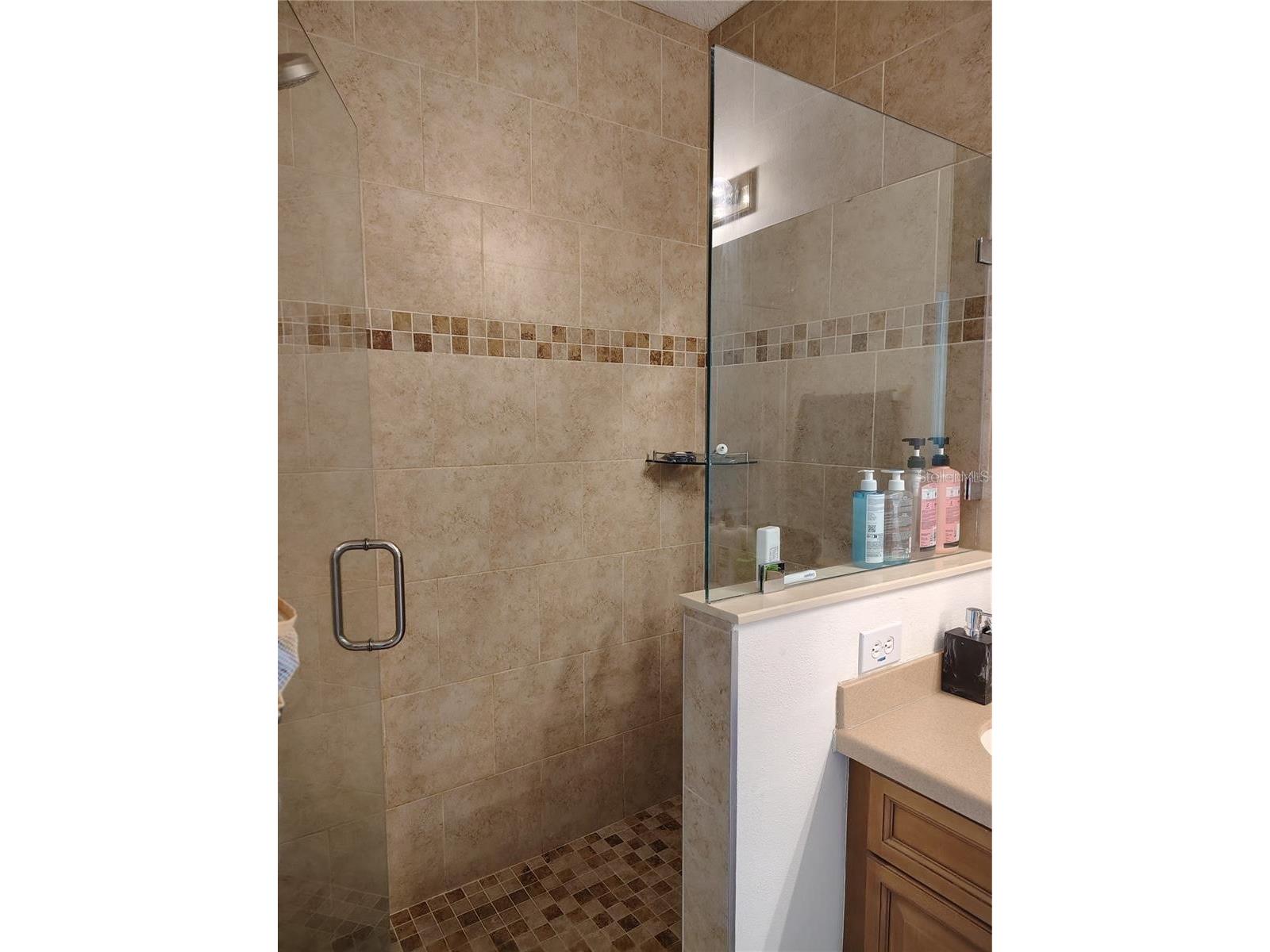 6043 Strada Isle Way Orlando FL 32835 V4947422 image16