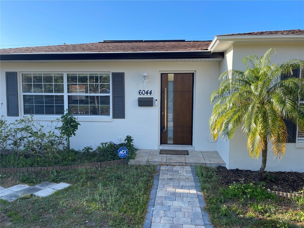 6044 6th Avenue N Saint Petersburg FL 33710 TB8362676 image1