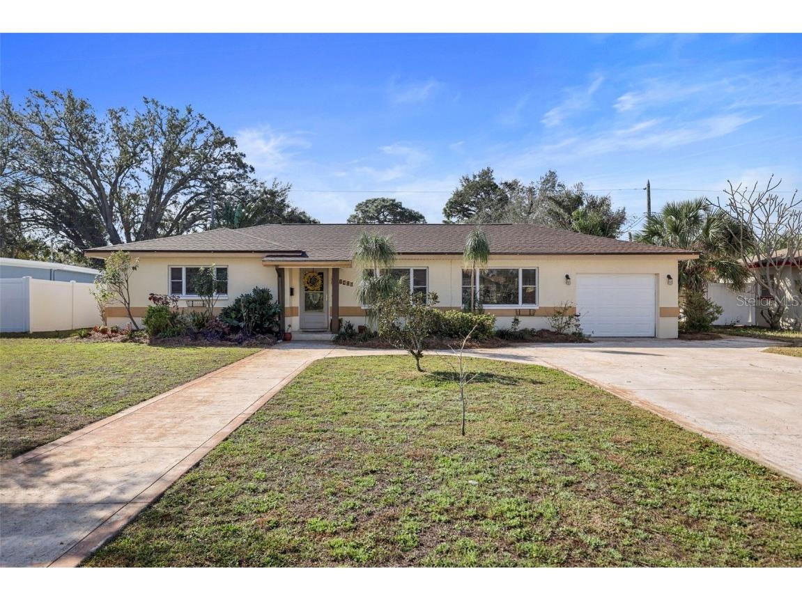 6044 Dartmouth Avenue N Saint Petersburg FL 33710 TB8352711 image1