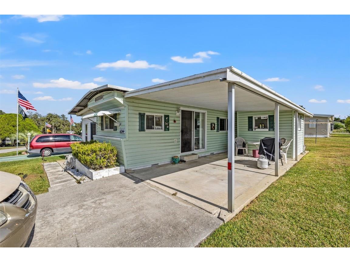 6044 Ridgewood Drive Zephyrhills FL 33542 T3485912 image1