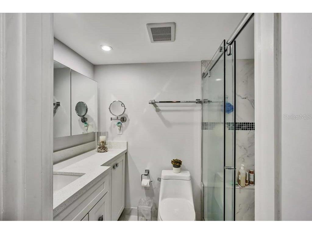 6046 W Peppertree Way #223B Sarasota FL 34242 TB8470914 image18