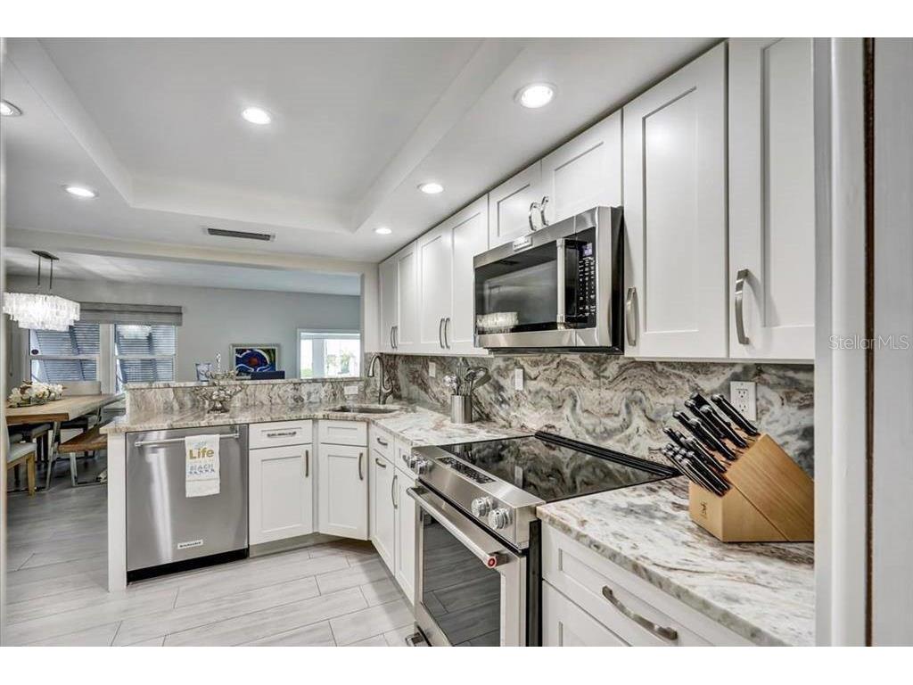 6046 W Peppertree Way #223B Sarasota FL 34242 TB8470914 image4