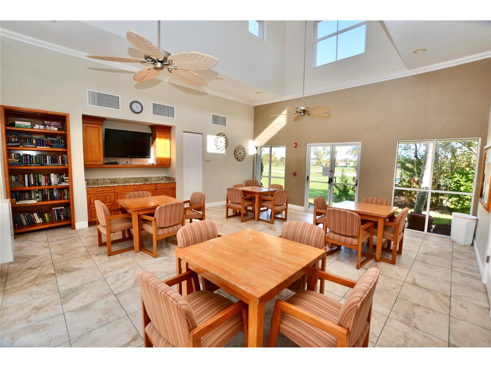 6047 Bahia Del Mar Boulevard #264 Saint Petersburg FL 33715 TB8452239 image42