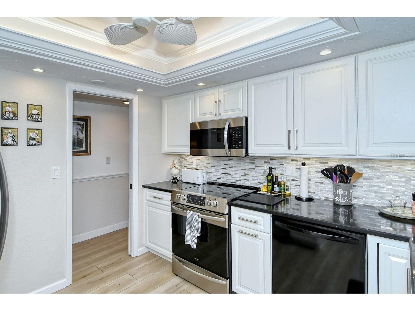 6047 E Peppertree Way #224 Sarasota FL 34242 TB8470874 image10