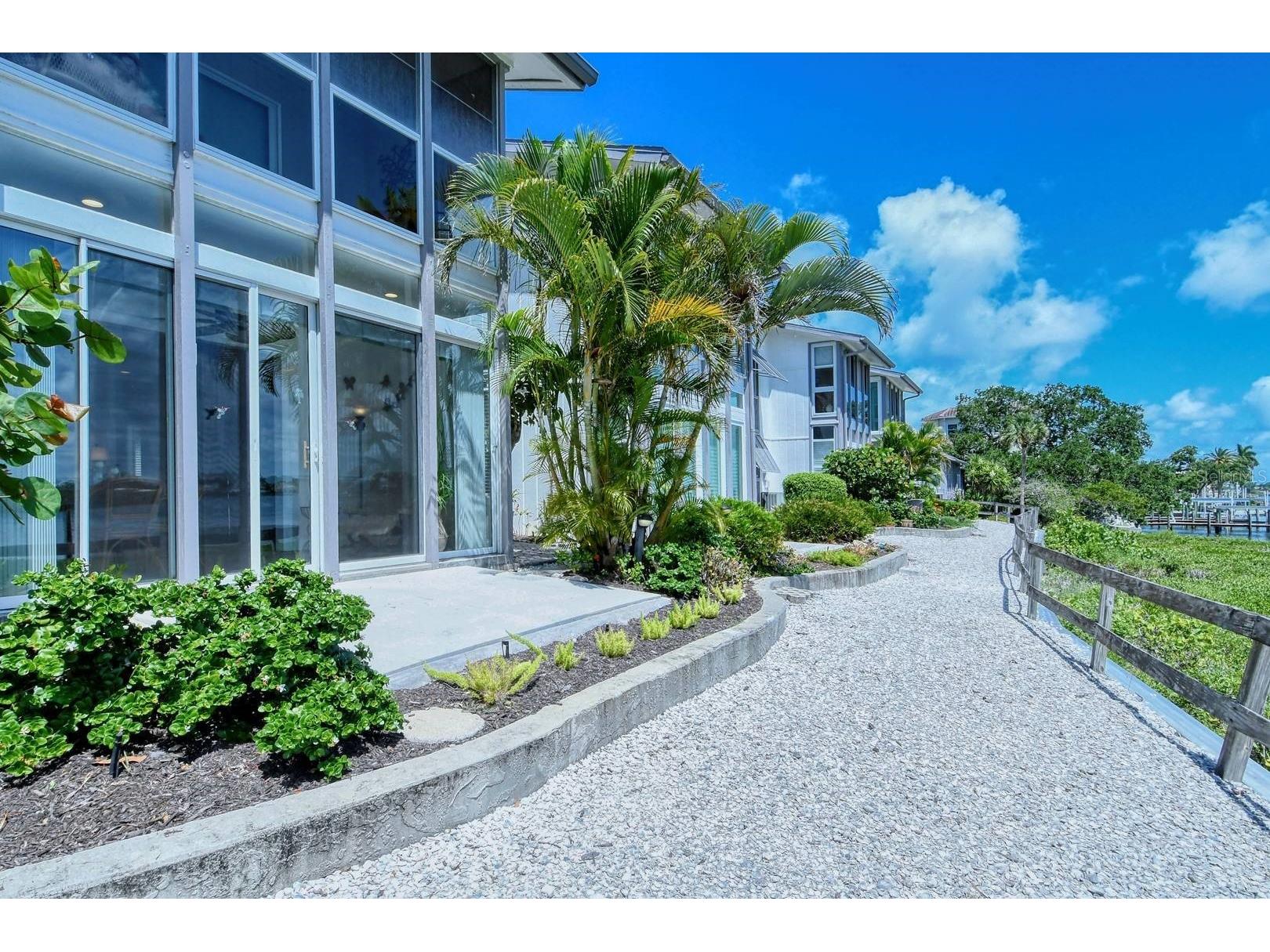 6047 E Peppertree Way #224 Sarasota FL 34242 TB8470874 image28