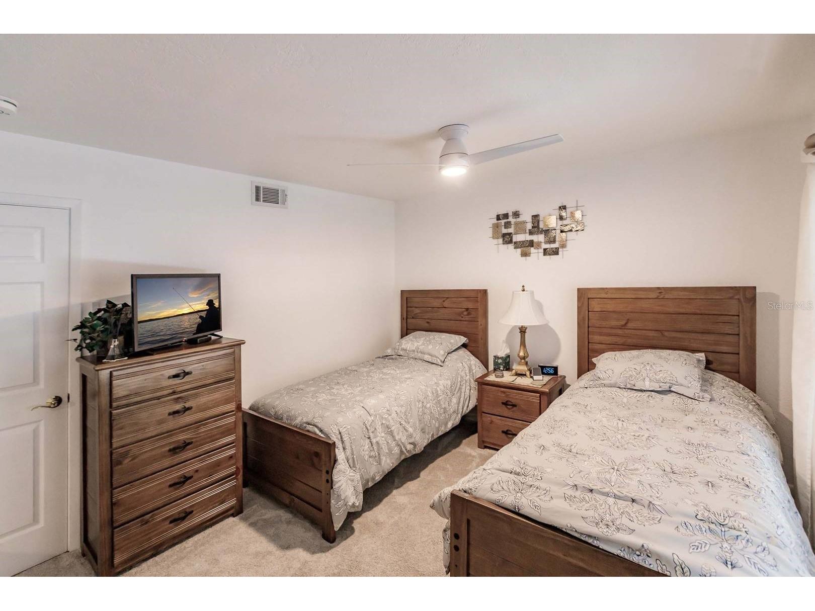 6047 E Peppertree Way #224 Sarasota FL 34242 TB8470874 image5