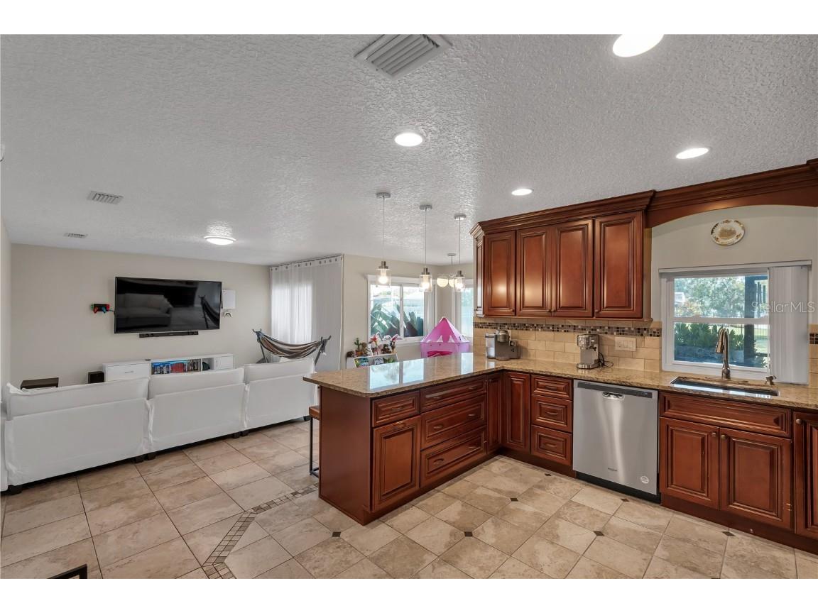 6047 Shore Line Drive Orlando FL 32819 O6356305 image16