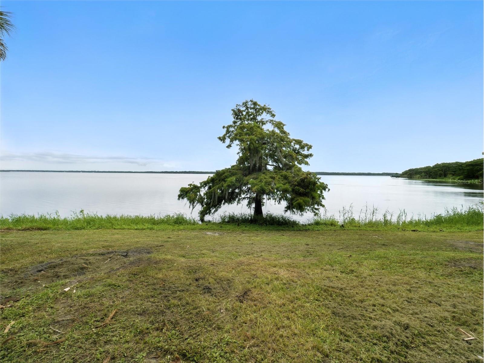 6048 Una Drive Sanford FL 32773 - LAKE JESSUP O6330473 image1