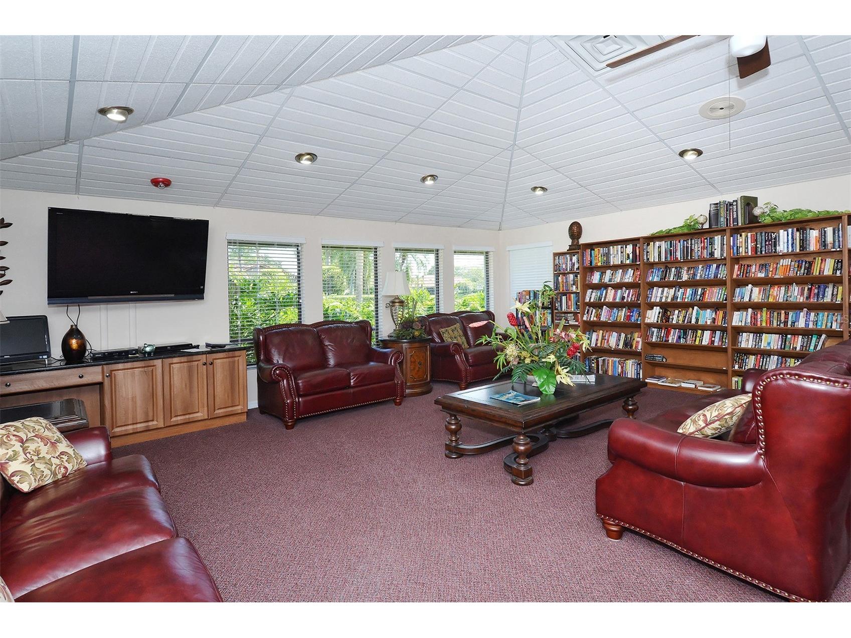 6048 Wilshire Boulevard #2 Sarasota FL 34238 A4690827 image38