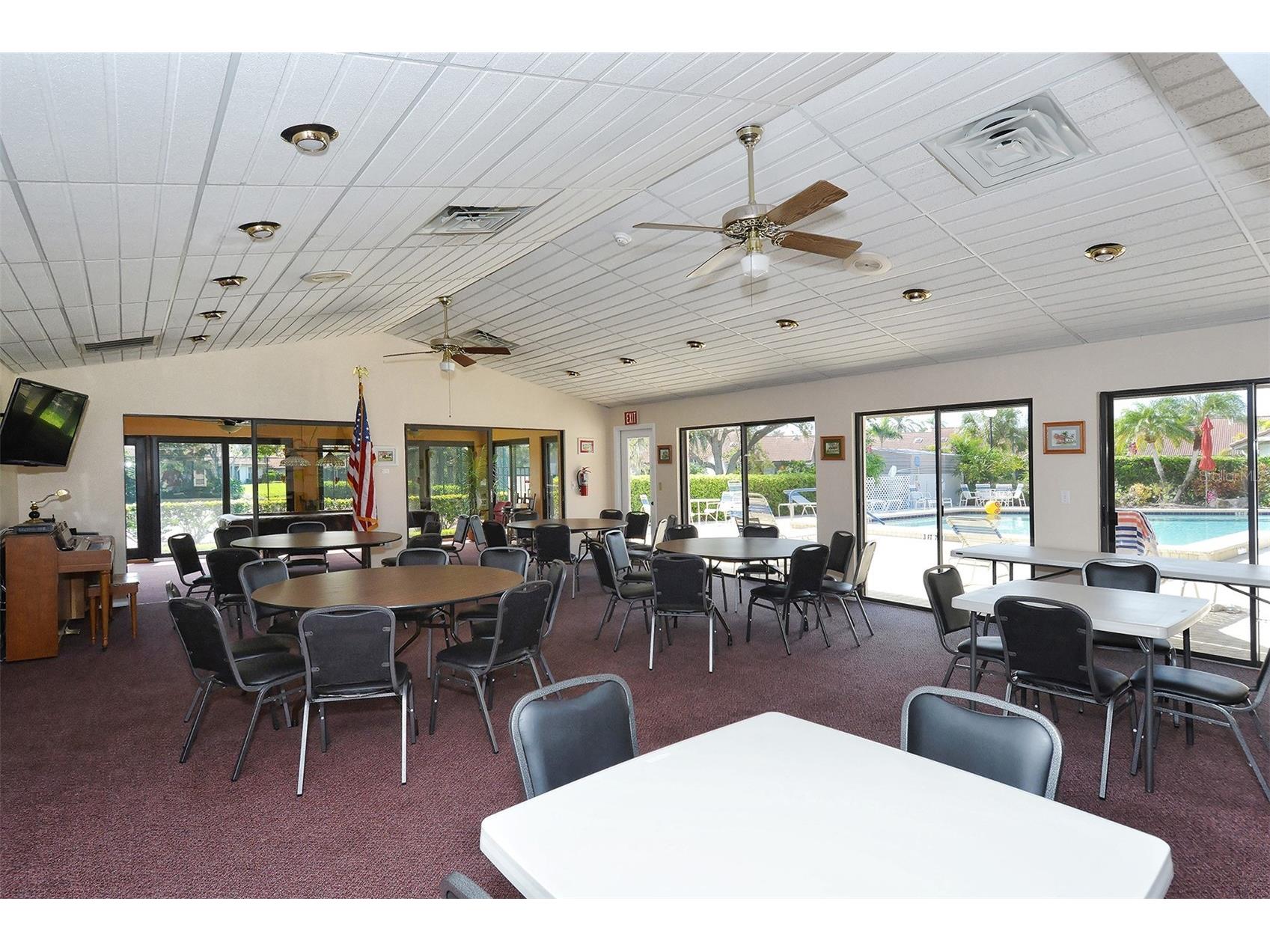 6048 Wilshire Boulevard #2 Sarasota FL 34238 A4690827 image39