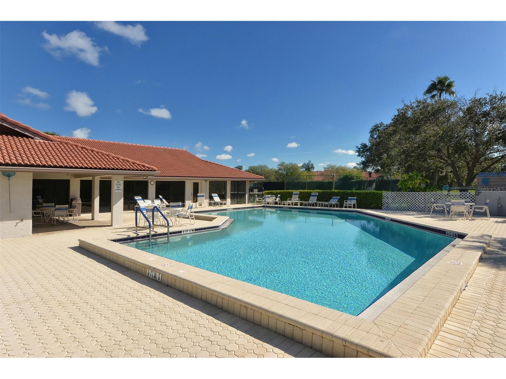6048 Wilshire Boulevard #2 Sarasota FL 34238 A4690827 image41