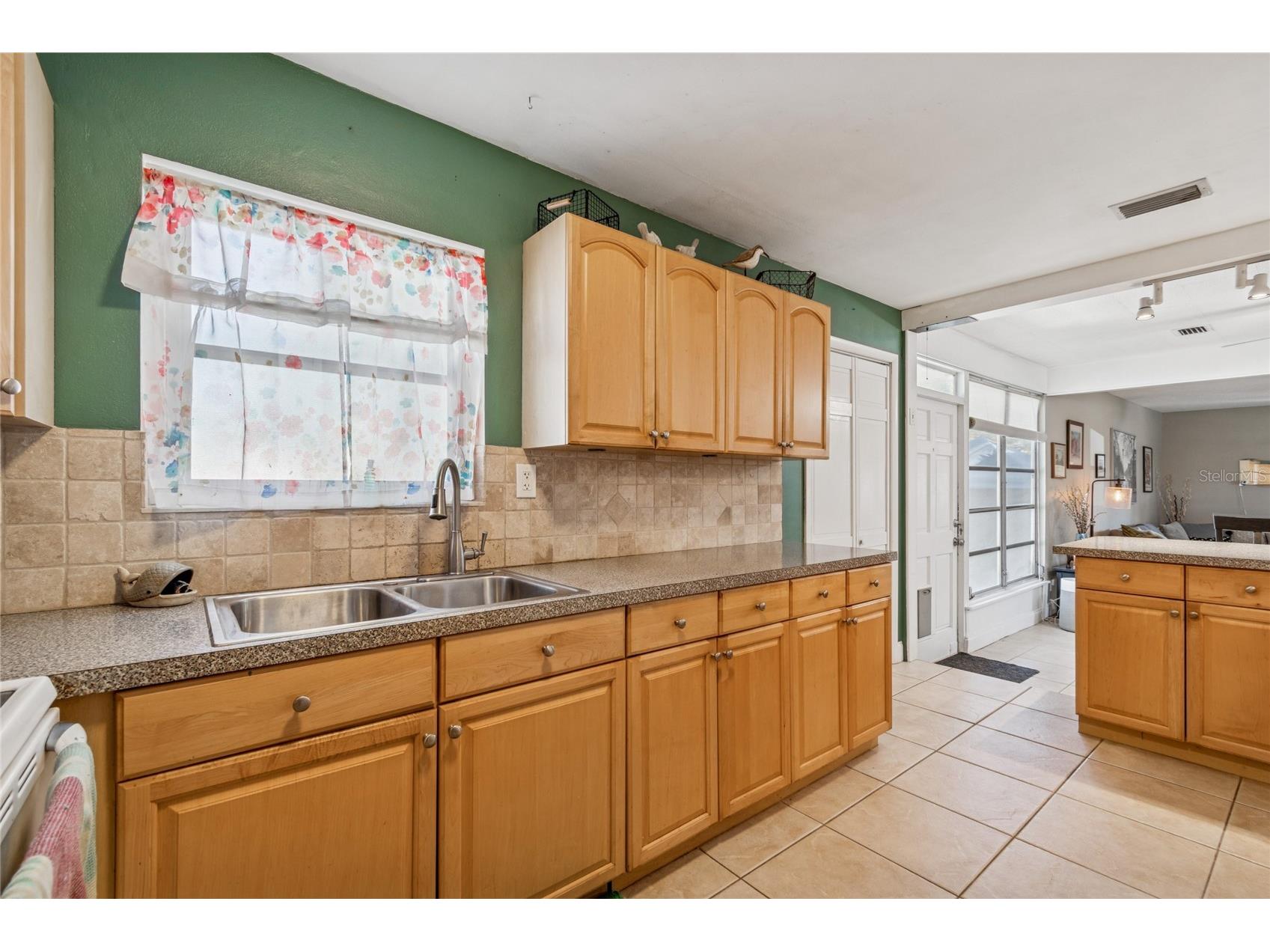 6049 9th Avenue S Gulfport FL 33707 TB8469236 image7