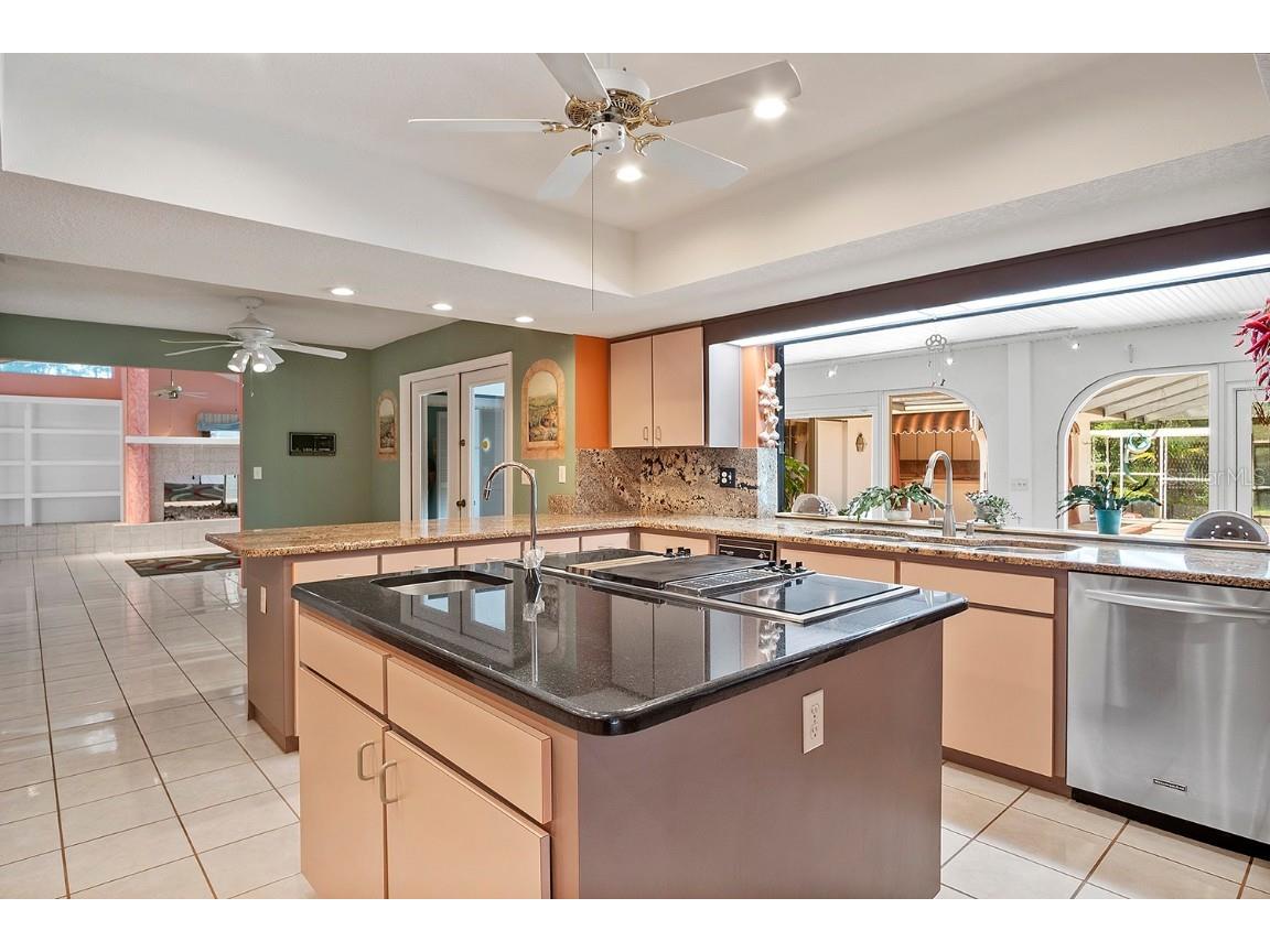 6049 Patricia Place Weeki Wachee FL 34607 W7855692 image14