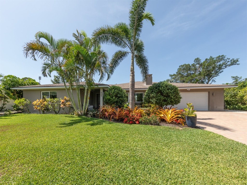 605 Armada Road S Venice FL 34285 A4576108 image1