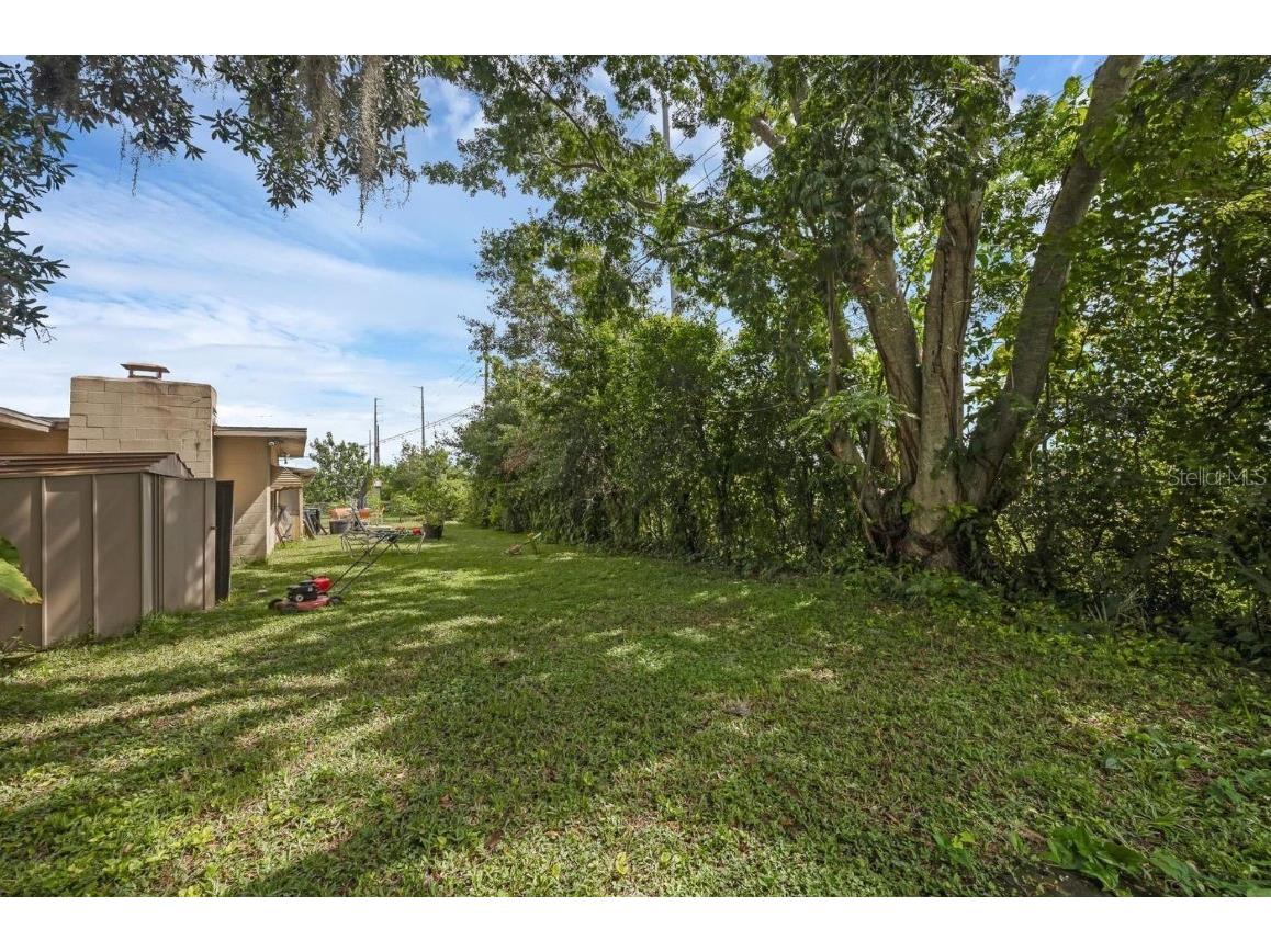 605 Brockway Avenue Orlando FL 32807 O6335105 image3