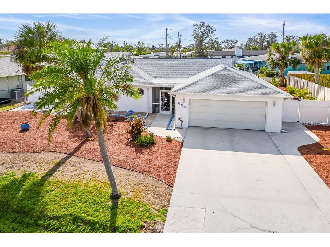 605 Coconut Crescent Nokomis FL 34275 A4636662 image1